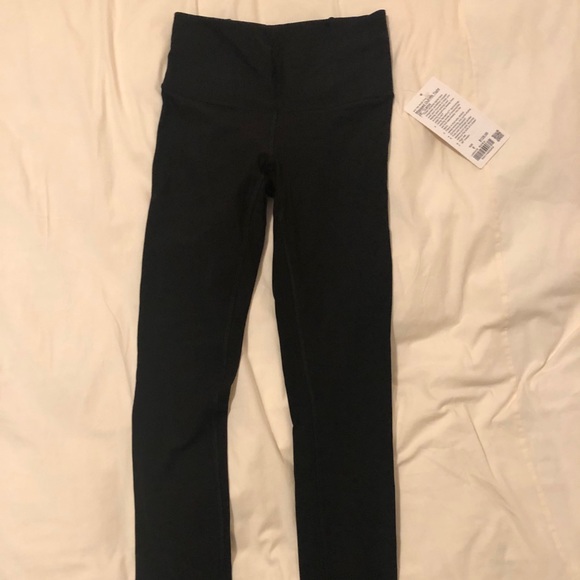 Mapped Out 28” Lululemon pants - Picture 1 of 5